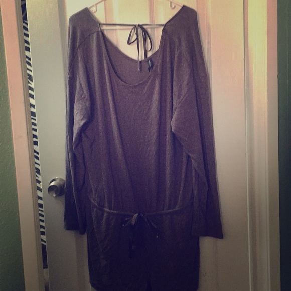Purple-ish grey romper - Picture 1 of 1